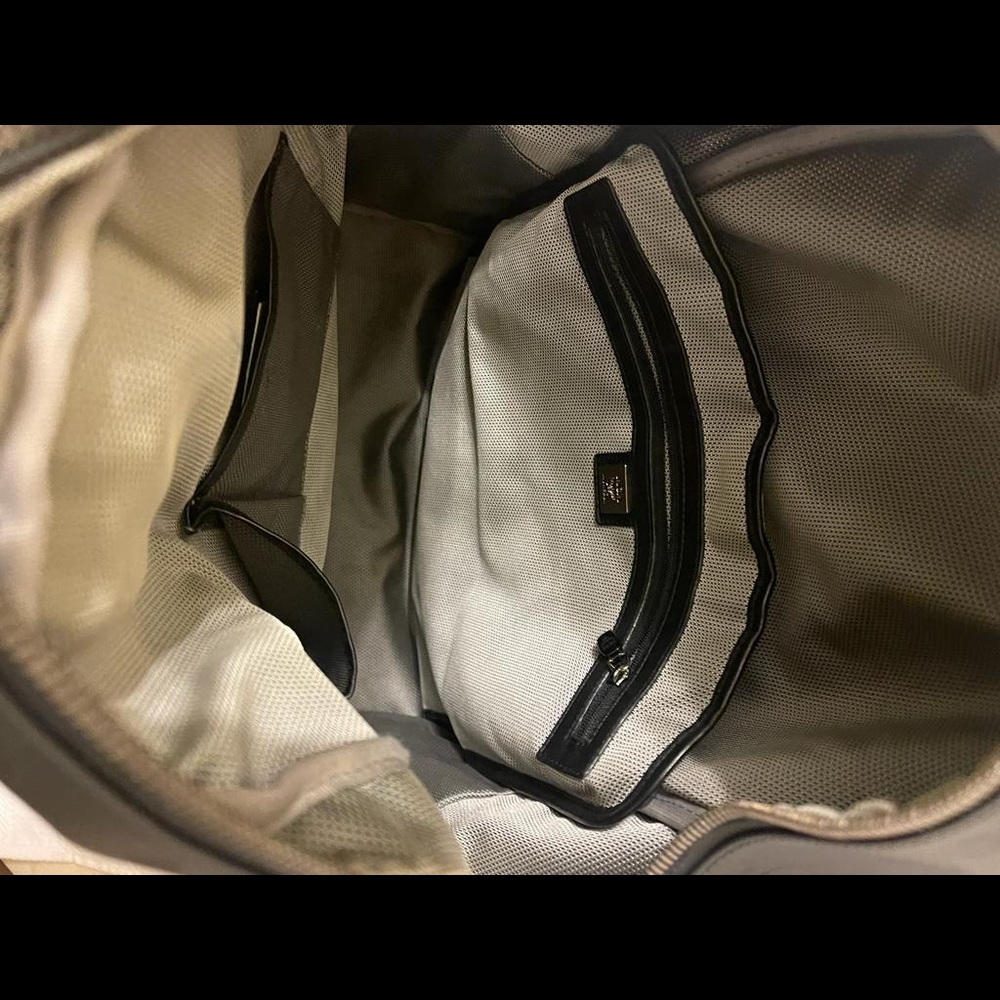 ❌SOLD❌Extra large MCM backpack in excellent condition - Picture 8 of 11